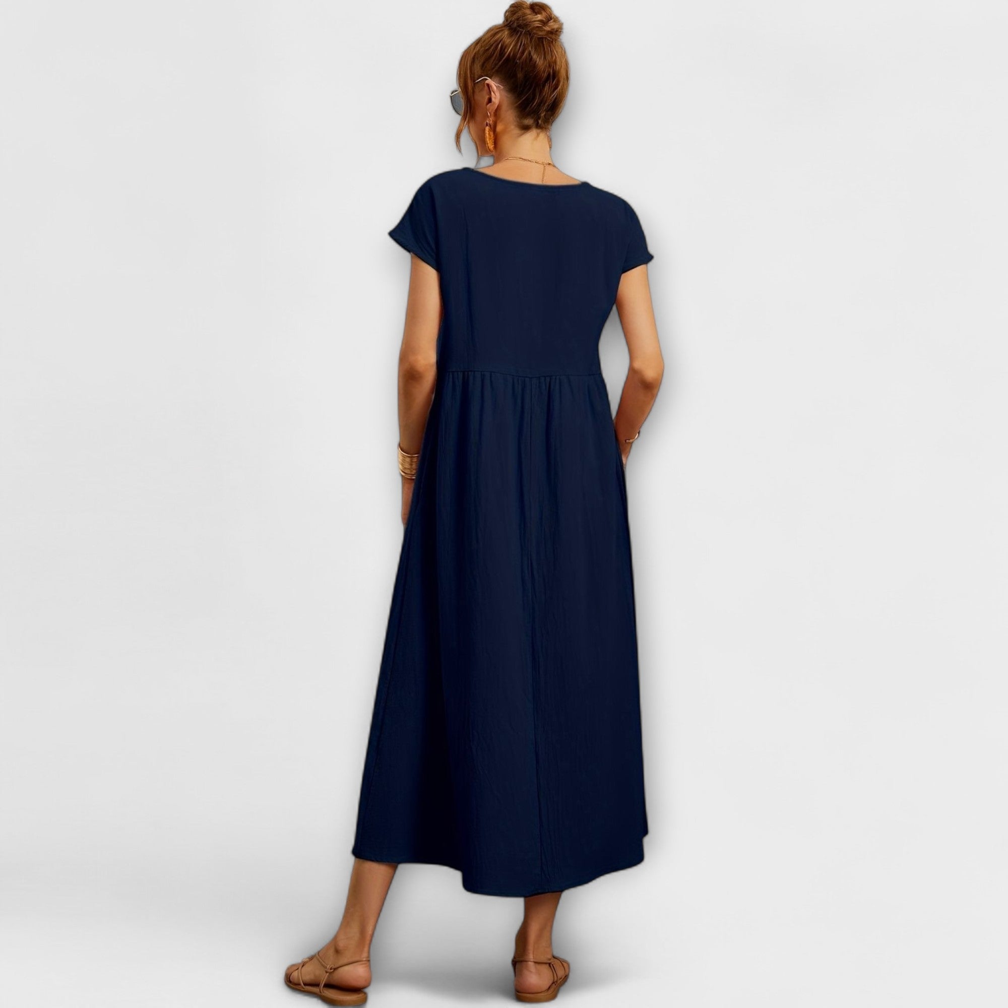 Magnolia | Robe midi avec poches et coupe décontractée
