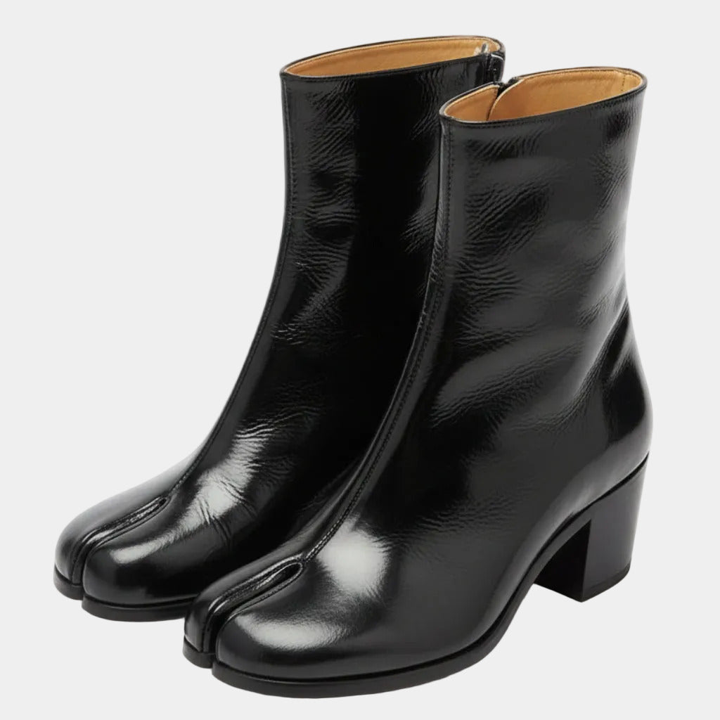Tabi boots
